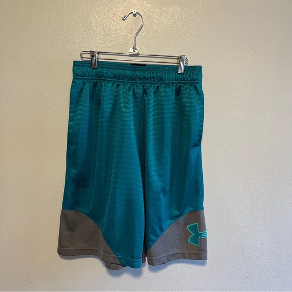 Under Armour Mens Athletic Shorts - Picture 3 of 4